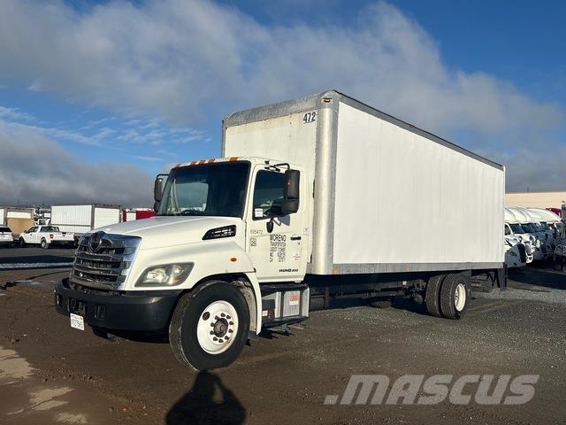 Hino 268 Tovornjaki zabojniki