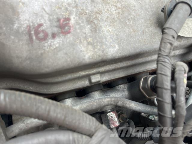 Hino FC Tovornjaki zabojniki