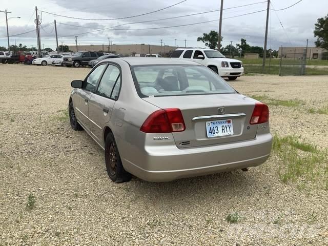 Honda Civic LX Avtomobili