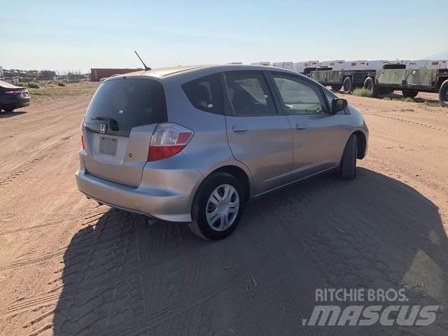 Honda Fit Avtomobili