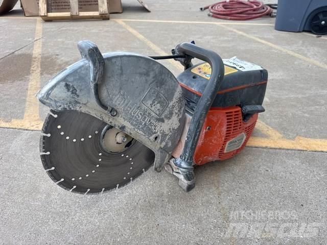 Husqvarna K770 Drugi deli