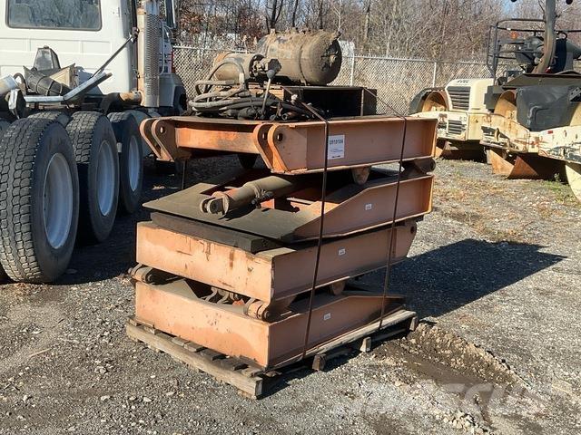  Hydraulic Ramp Gradbeništvo - drugo