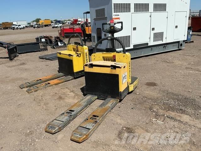 Hyster B60ZAC Ročni paletnik