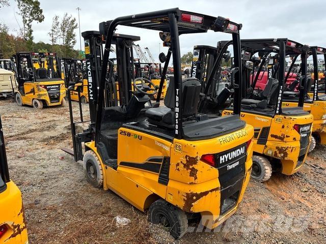 Hyundai 25B-9U Električni viličarji