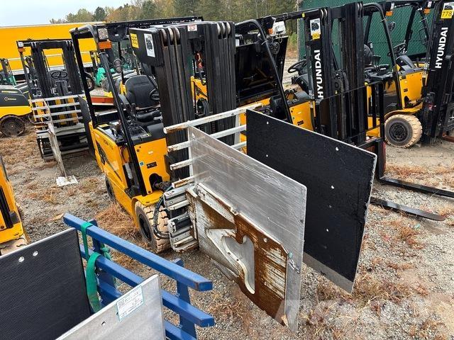 Hyundai 25B-9U Električni viličarji