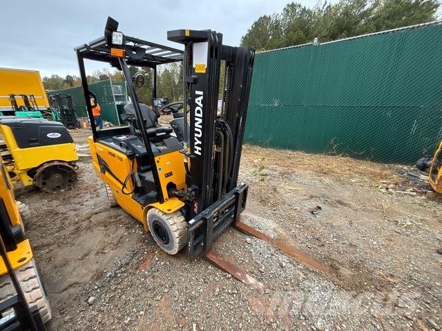 Hyundai 25B-9U Električni viličarji