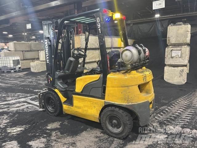 Hyundai 25L-7A Gradbeništvo - drugo