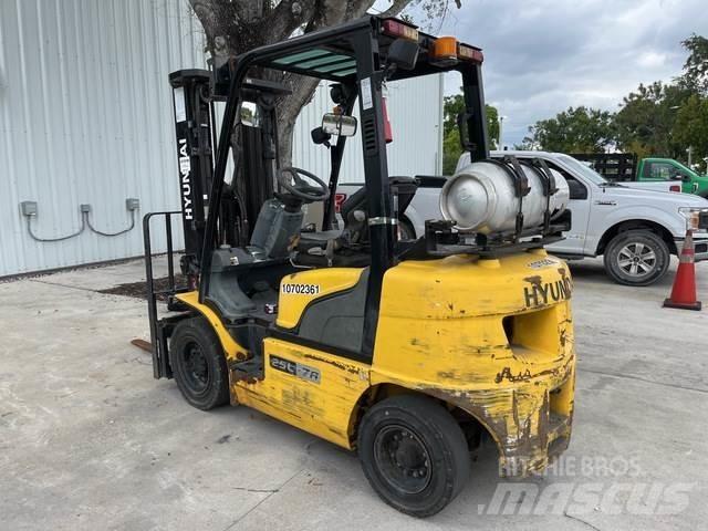 Hyundai 25L-7A Gradbeništvo - drugo