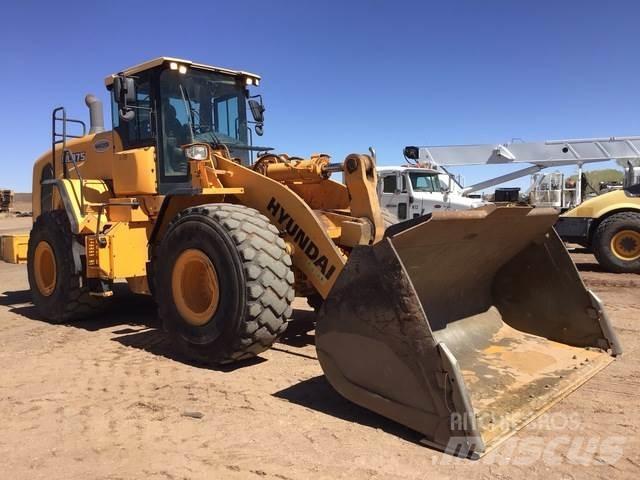 Hyundai HL975 Kolesni nakladalci