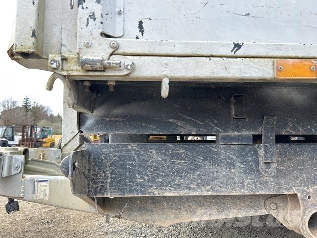 Ifor Williams  Prikolice za prevoz vozil