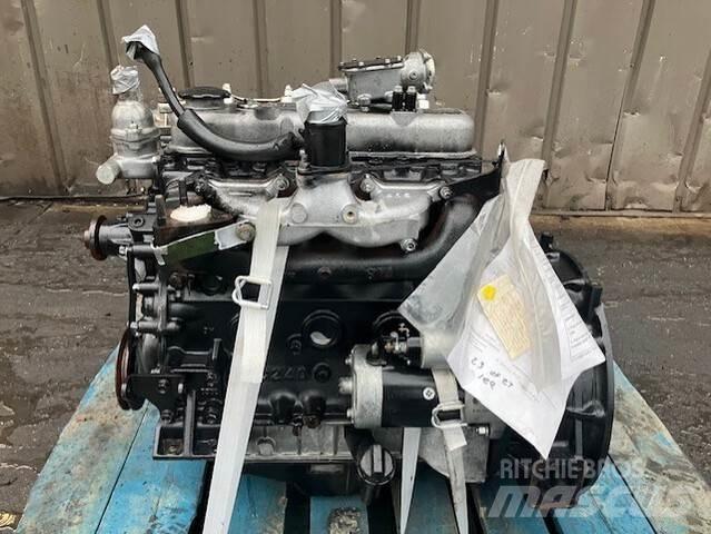 Isuzu C240 Motorji