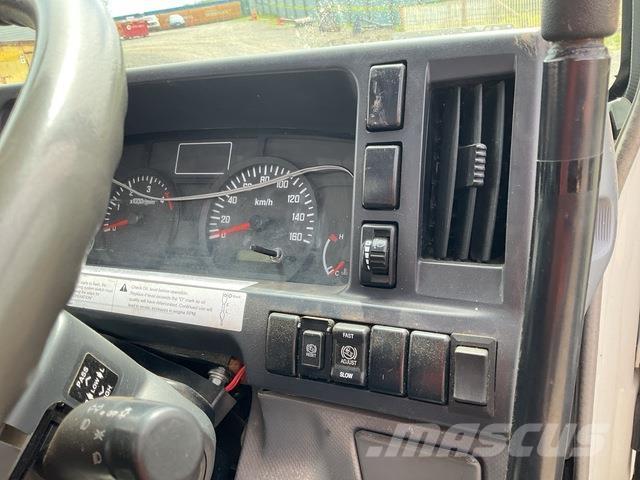 Isuzu ELF Kiper tovornjaki