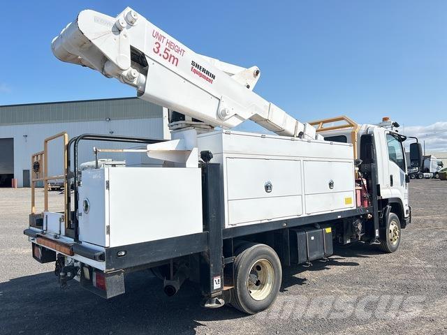 Isuzu FRR600 Avtokošare