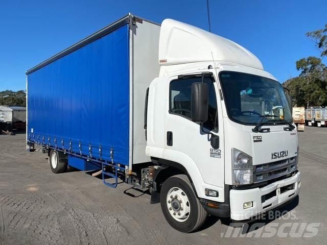 Isuzu FSD 850 Tovornjaki s ponjavo