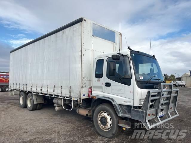 Isuzu FVM 1400 Tovornjaki s ponjavo