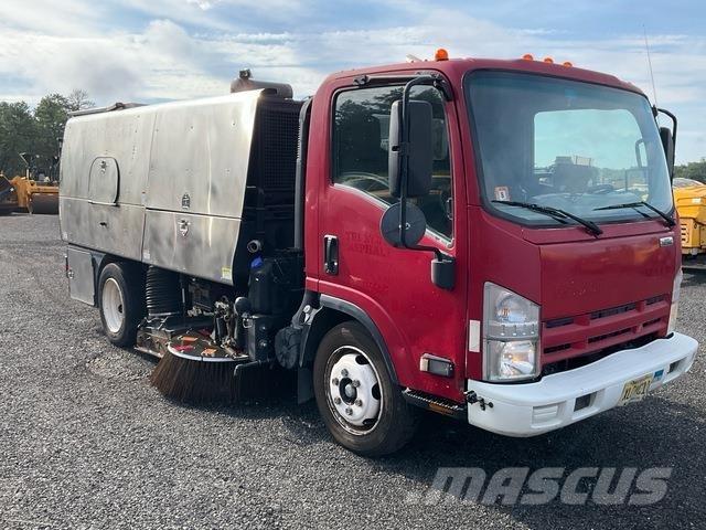 Isuzu NRR Pometalni stroji