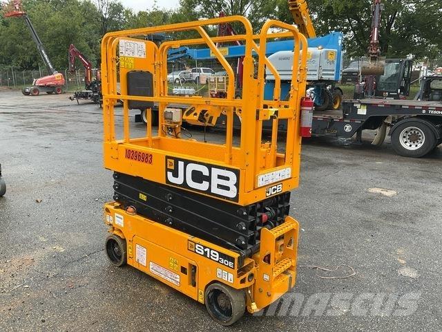 JCB S1930E Škarjaste dvižne ploščadi