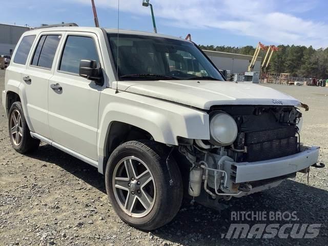 Jeep Patriot Avtomobili