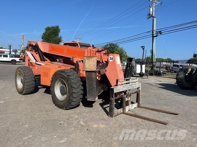 JLG 10054 Teleskopski viličarji