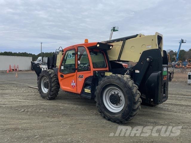 JLG 1055 Teleskopski viličarji