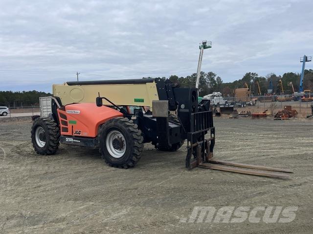 JLG 1055 Teleskopski viličarji