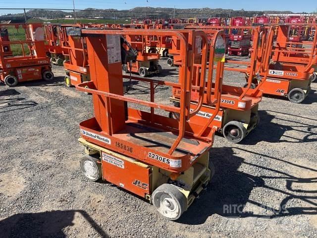 JLG 1230ES Vertikalna dvigala