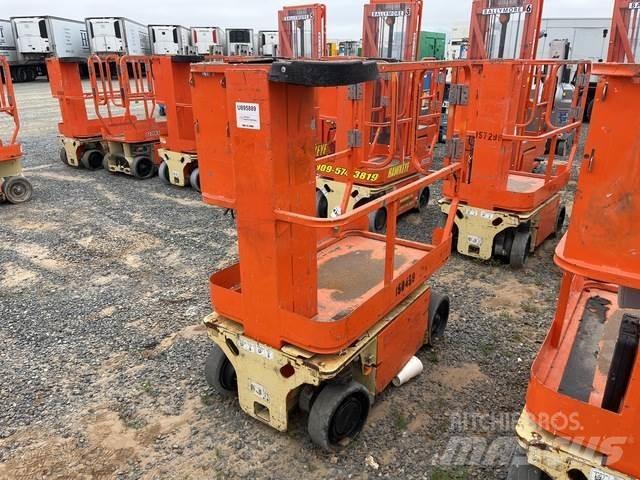 JLG 1230ES Vertikalna dvigala