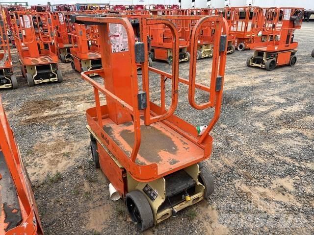 JLG 1230ES Vertikalna dvigala
