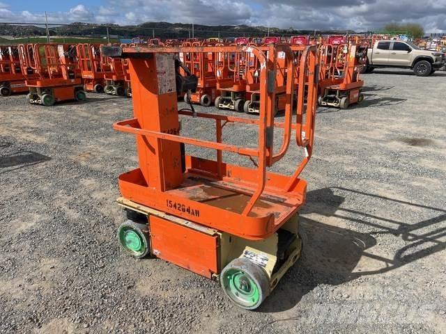 JLG 1230ES Vertikalna dvigala