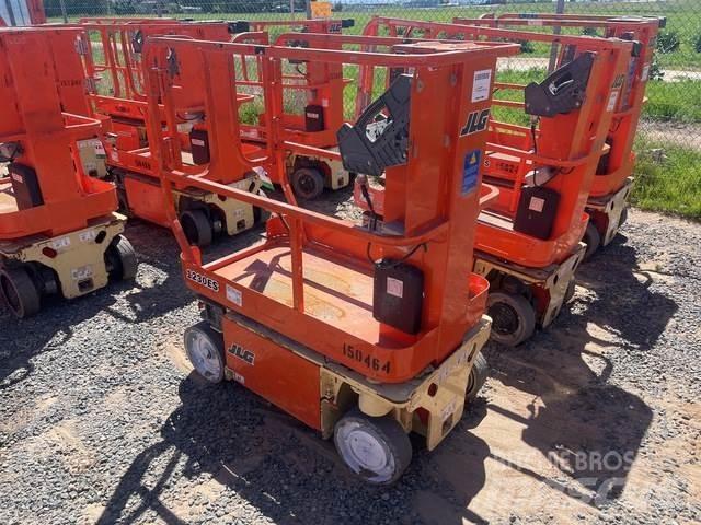 JLG 1230ES Vertikalna dvigala