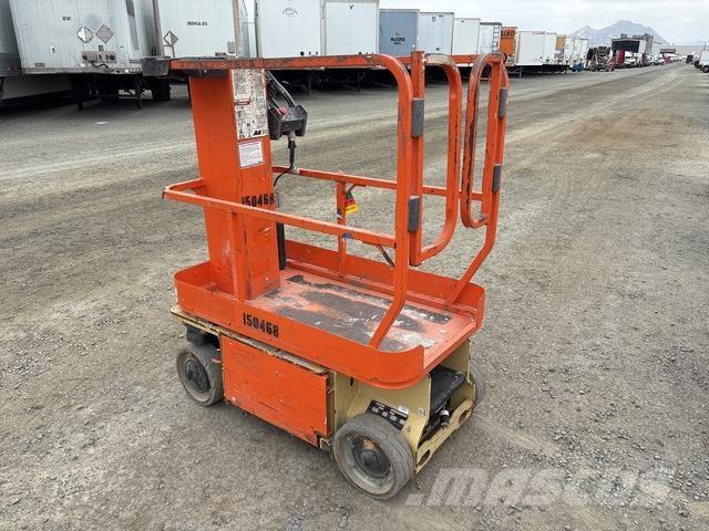 JLG 1230ES Vertikalna dvigala