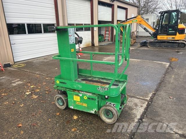 JLG 1230ES Vertikalna dvigala