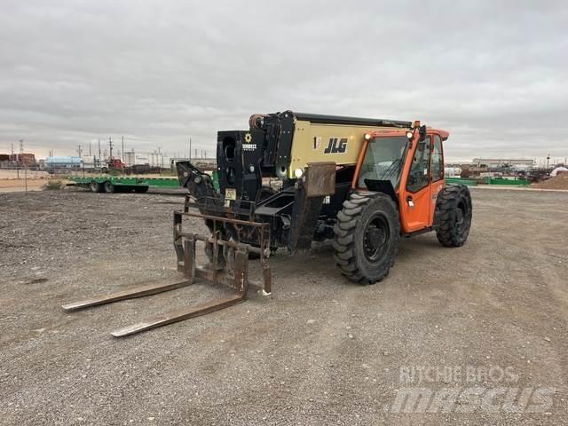 JLG 1255 Teleskopski viličarji