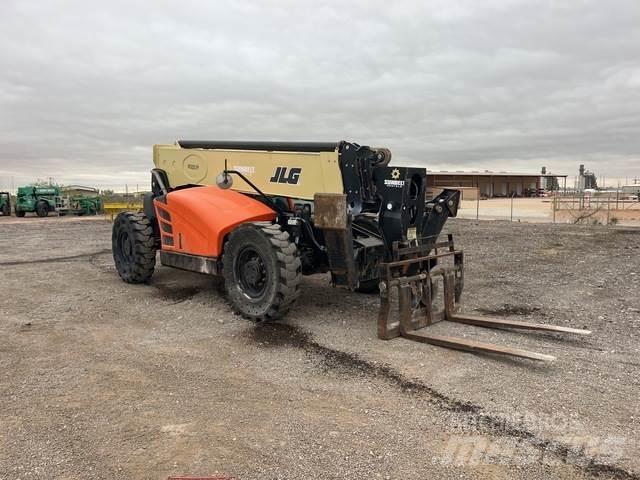 JLG 1255 Teleskopski viličarji