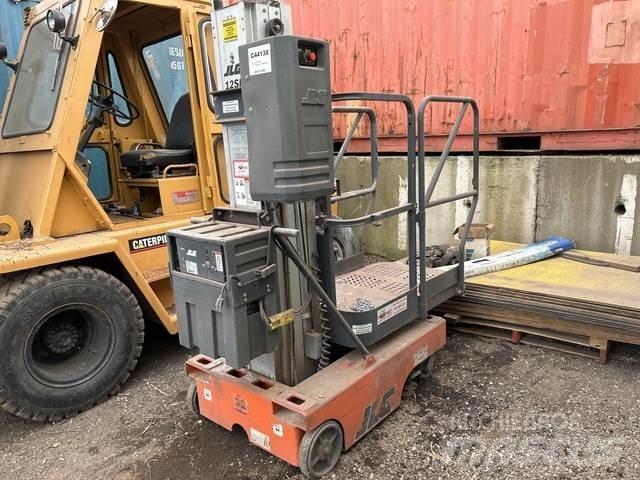 JLG 12SP Vertikalna dvigala