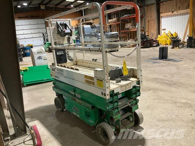 JLG 1930 ES Škarjaste dvižne ploščadi