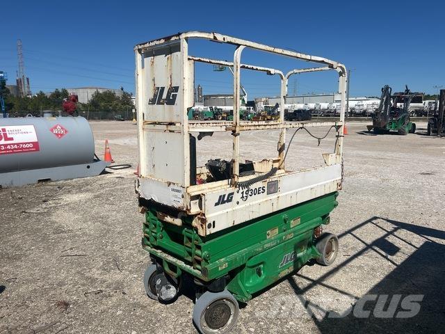 JLG 1930ES Škarjaste dvižne ploščadi