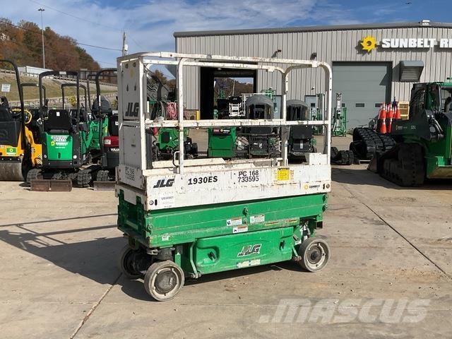 JLG 1930ES Škarjaste dvižne ploščadi