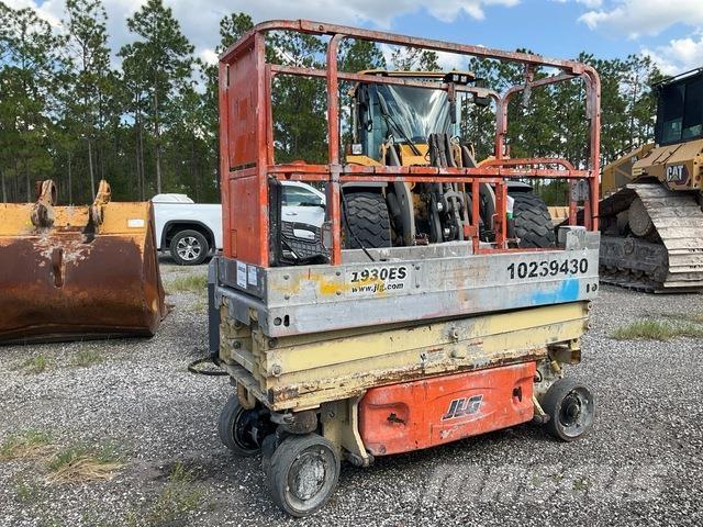 JLG 1930ES Škarjaste dvižne ploščadi