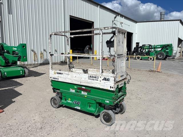 JLG 1930ES Škarjaste dvižne ploščadi