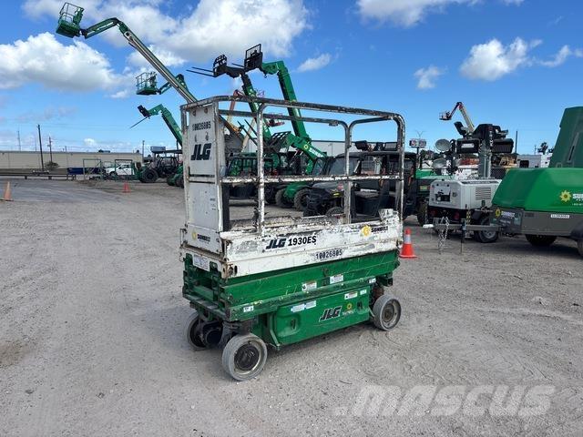 JLG 1930ES Škarjaste dvižne ploščadi