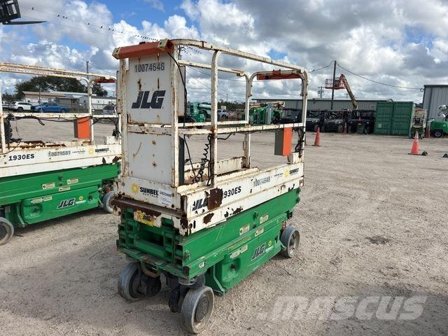 JLG 1930ES Škarjaste dvižne ploščadi