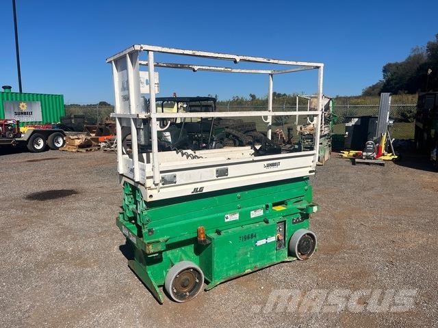 JLG 1932RS Škarjaste dvižne ploščadi