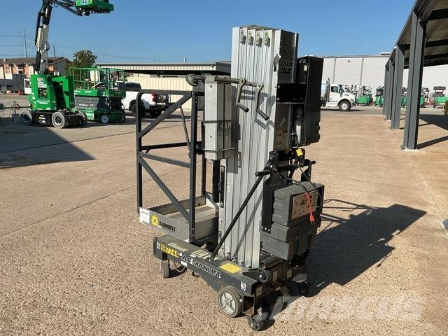 JLG 25AM Vertikalna dvigala