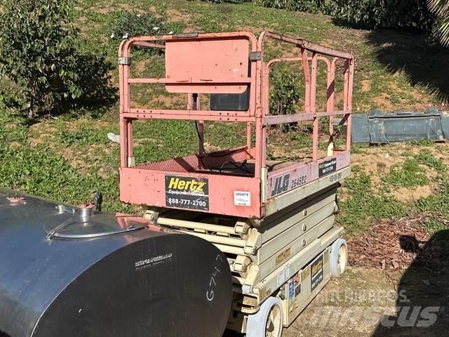 JLG 2646-E2 Škarjaste dvižne ploščadi