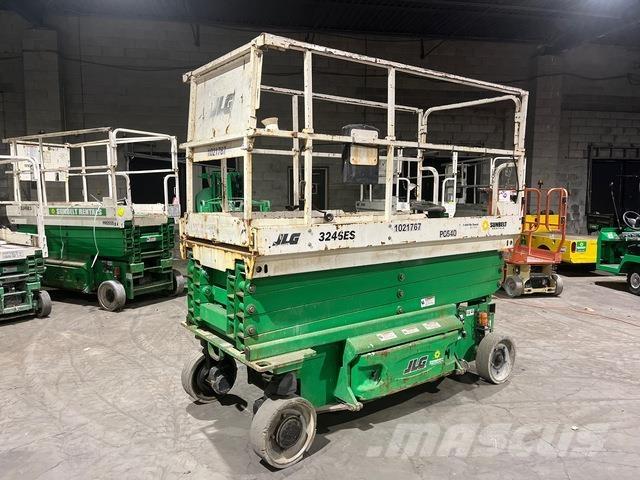 JLG 3246ES Škarjaste dvižne ploščadi