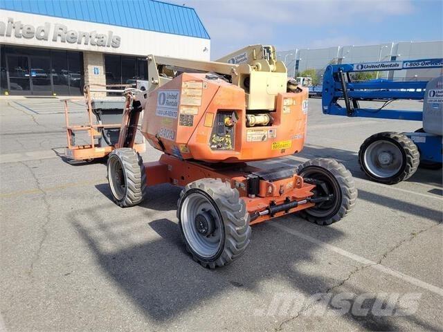 JLG 340AJ Zglobne dvižne ploščadi