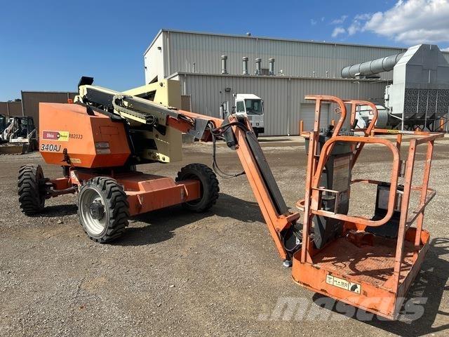 JLG 340AJ Zglobne dvižne ploščadi