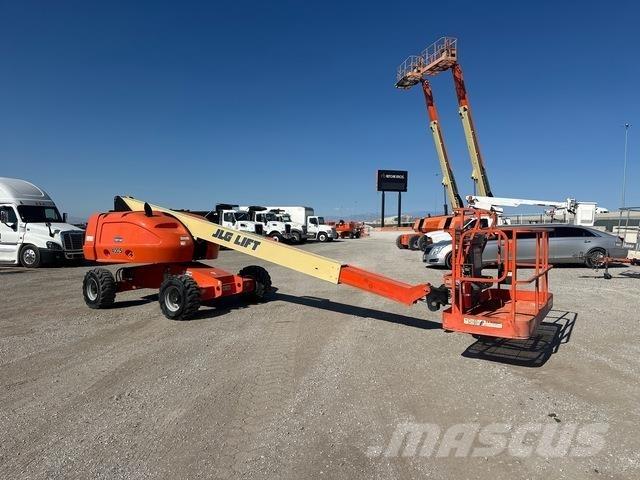 JLG 400S Teleskopske dvižne ploščadi