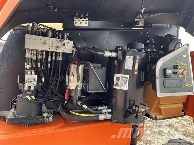 JLG 460SJ Teleskopske dvižne ploščadi